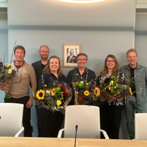 De zes vertrekkende raadsleden