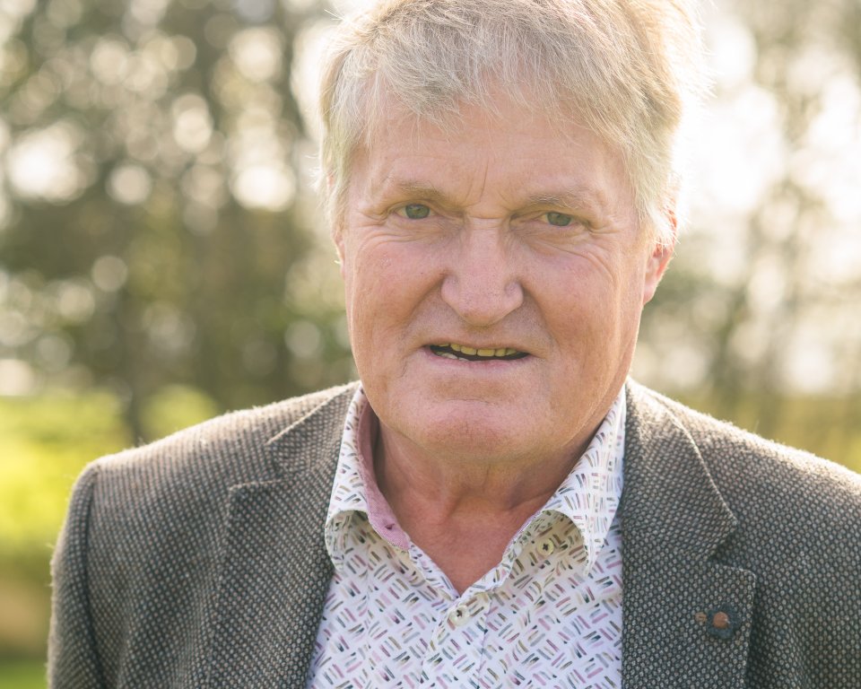 Wethouder Piet IJnsen