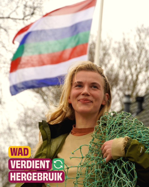 Meisje met net in hand voor campagne Wad Verdient Hergebruik