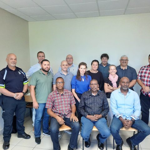 Recherchenan di Aruba y Corsou ta sigui curso Officier van Dienst Recherche.