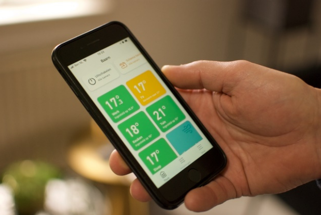 app op smartphone die de temperatuur in huis aangeeft 