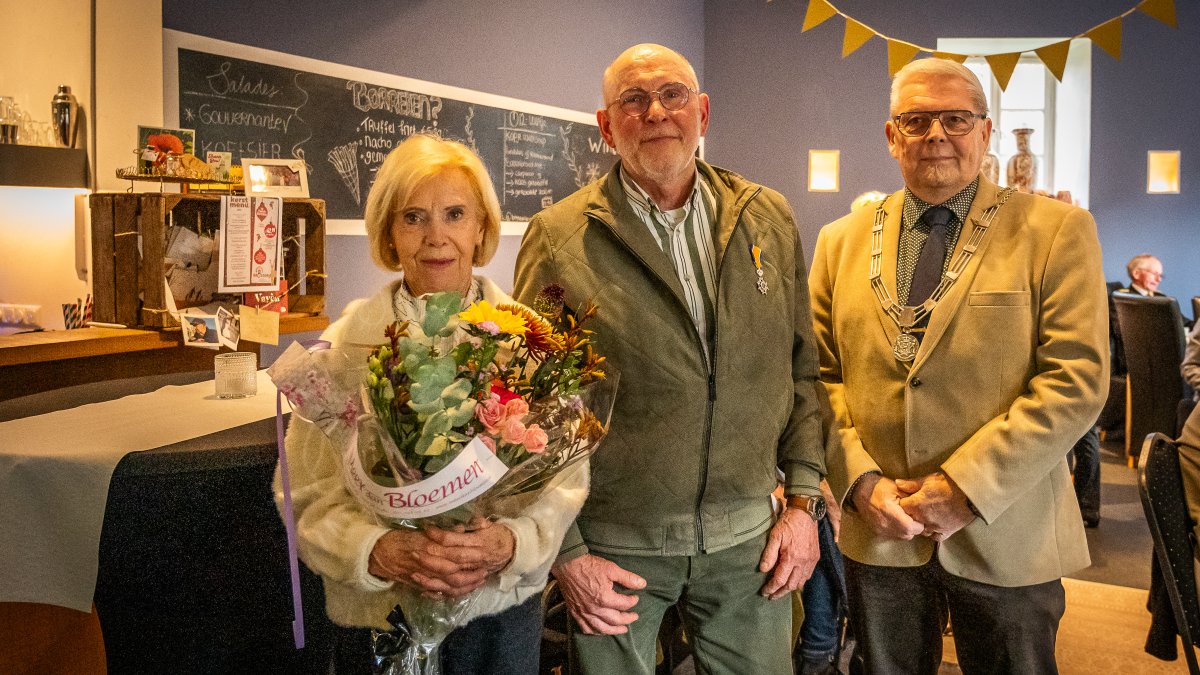 Koninklijke onderscheiding voor Leon Petit