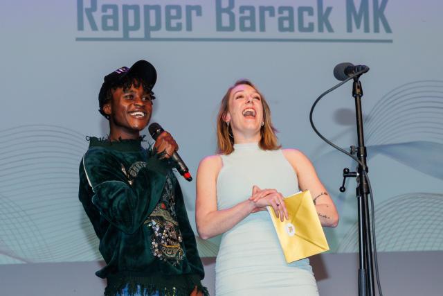 Rapper Barack MK en presentatrice Mariska van Houts
