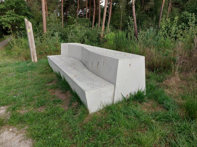 Foto van de breuklijnbank Einderheide