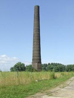 Vlietberg 3 te Ooij: schoorsteen steenfabriek