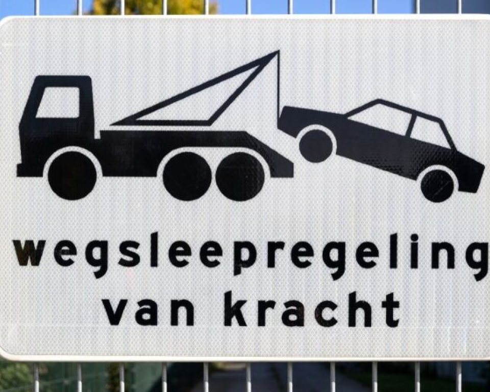 Auto wegslepen foutgeparkeerd