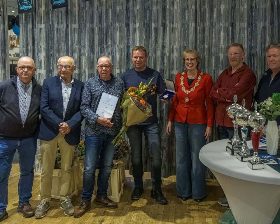TTC De Liefhebbers ontvangt Koninklijke Erepenning