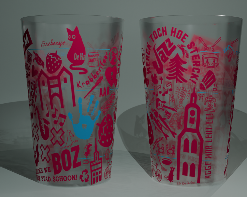 Twee Vastenavend-bekers, doorzichtig met roze en blauwe opdruk.