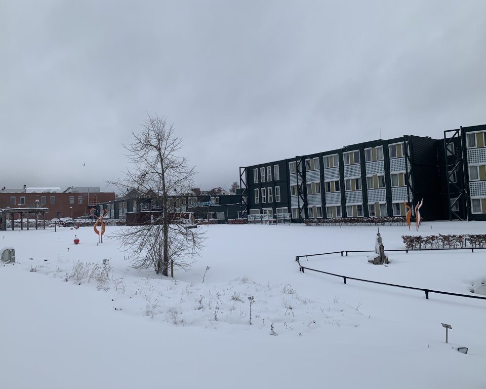 Buiten foto's van het ABG terrein