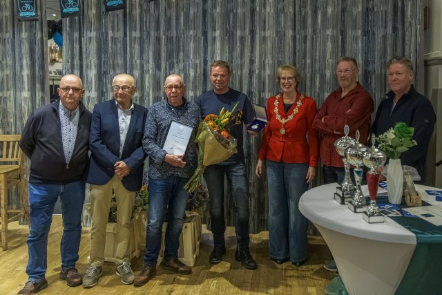 TTC De Liefhebbers ontvangt Koninklijke Erepenning