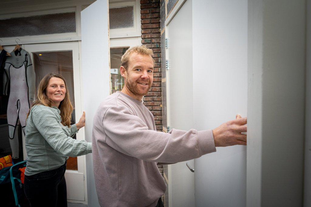 Jeroen en Lilian in hun verduurzaamde woning