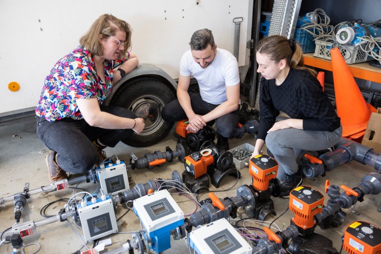 R&D-team aan het werk in tijdelijk innovatielab op Nieuwveer