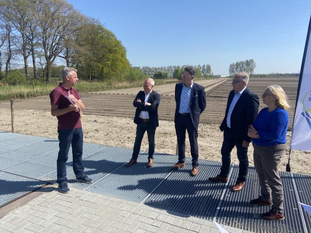 Ecoloog Marco Beers geeft uitleg