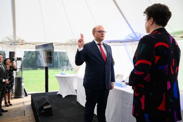Joris Bengevoord wordt geïnstalleerd door de Commissaris van de Koning 