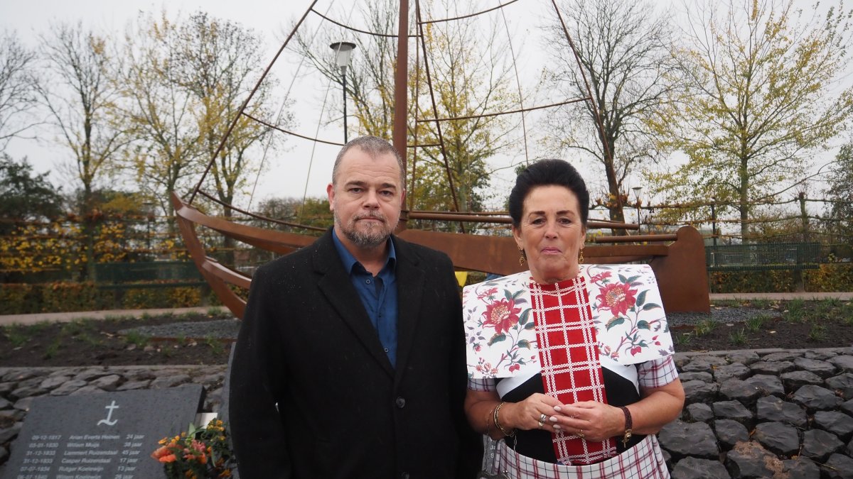 Monument voor omgekomen vissers officieel onthuld