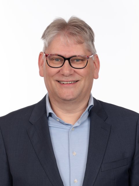 Portretfoto van Eduard Hartog