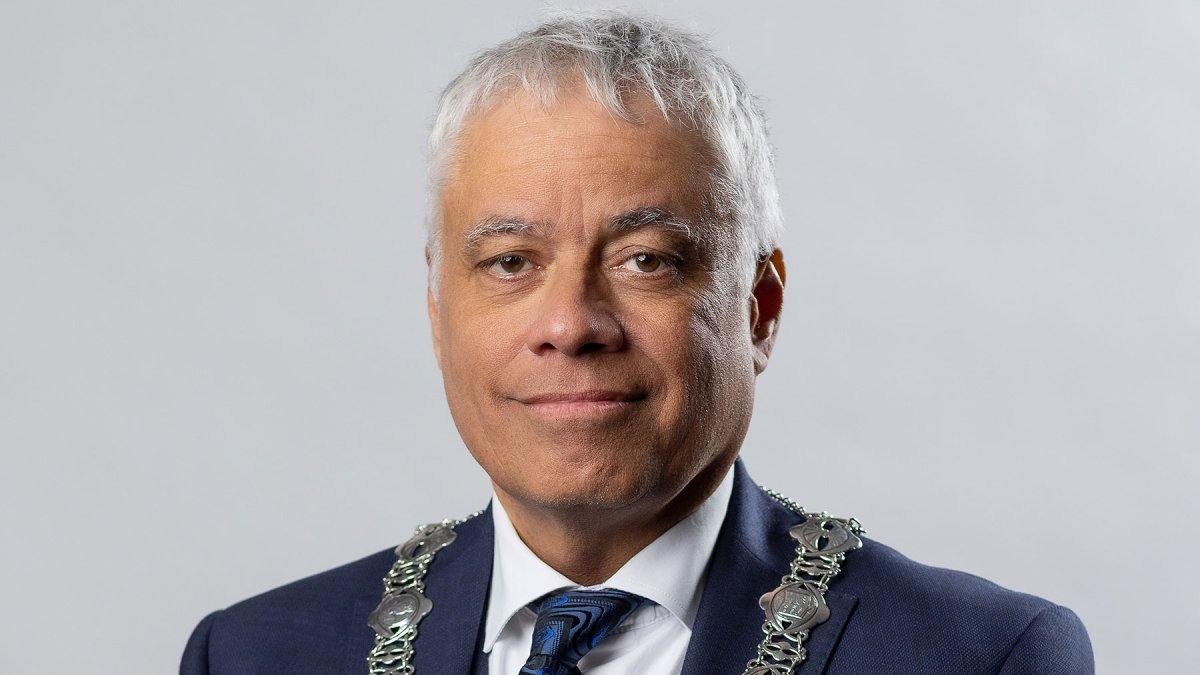 Statement burgemeester Manusama over schietincident Reviusrondeel
