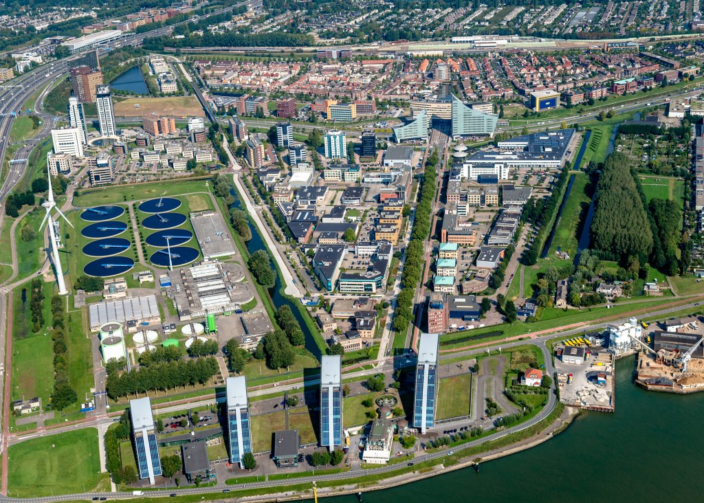 Luchtfoto van bedrijventerrein in Capelle