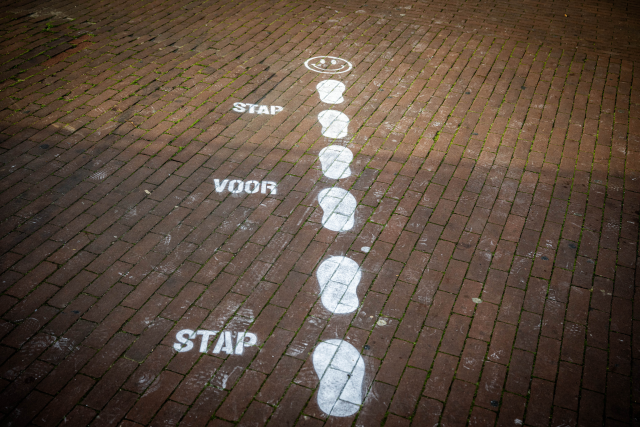 Stoepoefeningen om stap voor stap in beweging te komen.