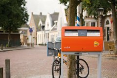 voorbeeld van een brievenbus van PostNL 