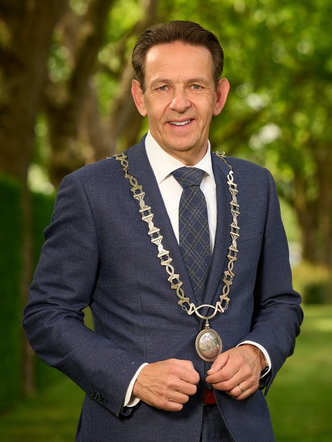Burgemeester Roland van Kessel