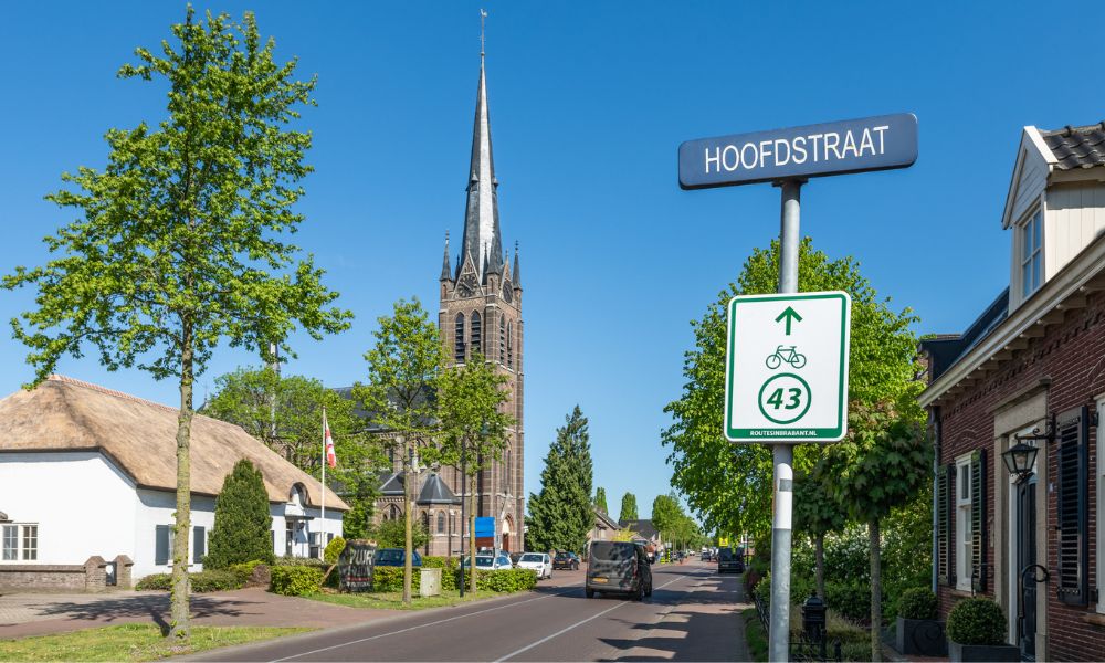 Foto van de Hoofdstraat in Liessel