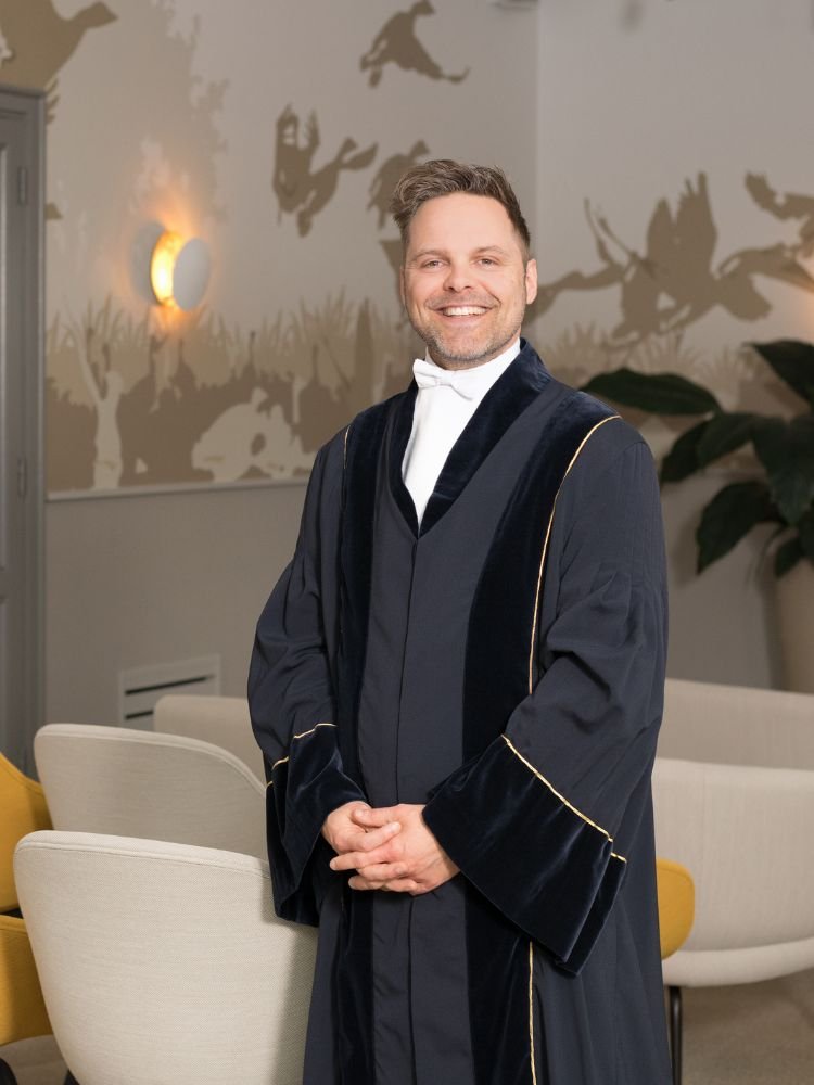 Bart van Lierop, trouwambtenaar gemeente Deurne