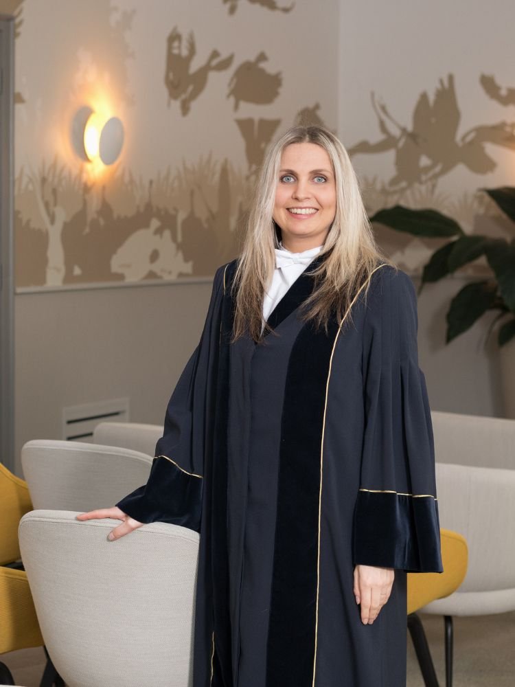 Laura Smits, trouwambtenaar gemeente Deurne