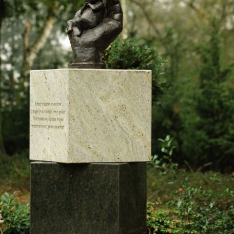 Kunstwerk Monument van het ongeboren kind Jacobshof