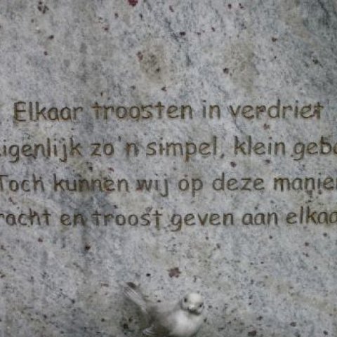 Kunstwerk Monument van het ongeboren kind Jacobshof, de gedenksteen