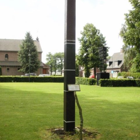 Kunstwerk Pilaar de veendikte van de peel