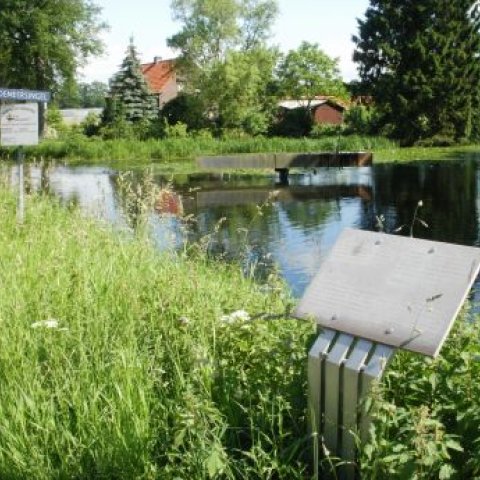 Kunstwerk Verleden veen, informatiebord