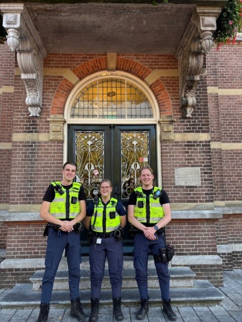 Boa's gemeente Deurne, uitgerust met een bodycam.