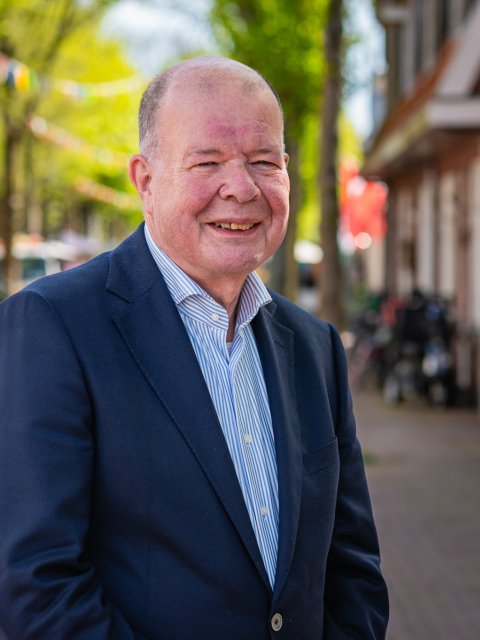 Wethouder Vlieland in Dorpstraat