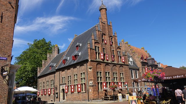 Stadhuis hoek Roggestraat Koepoortstraat te Doesburg
