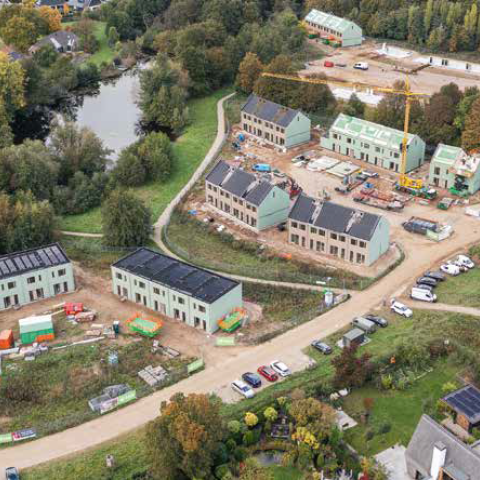 Project Weidewald van bovenaf gezien. Met de verschillende woningen in aanbouw.