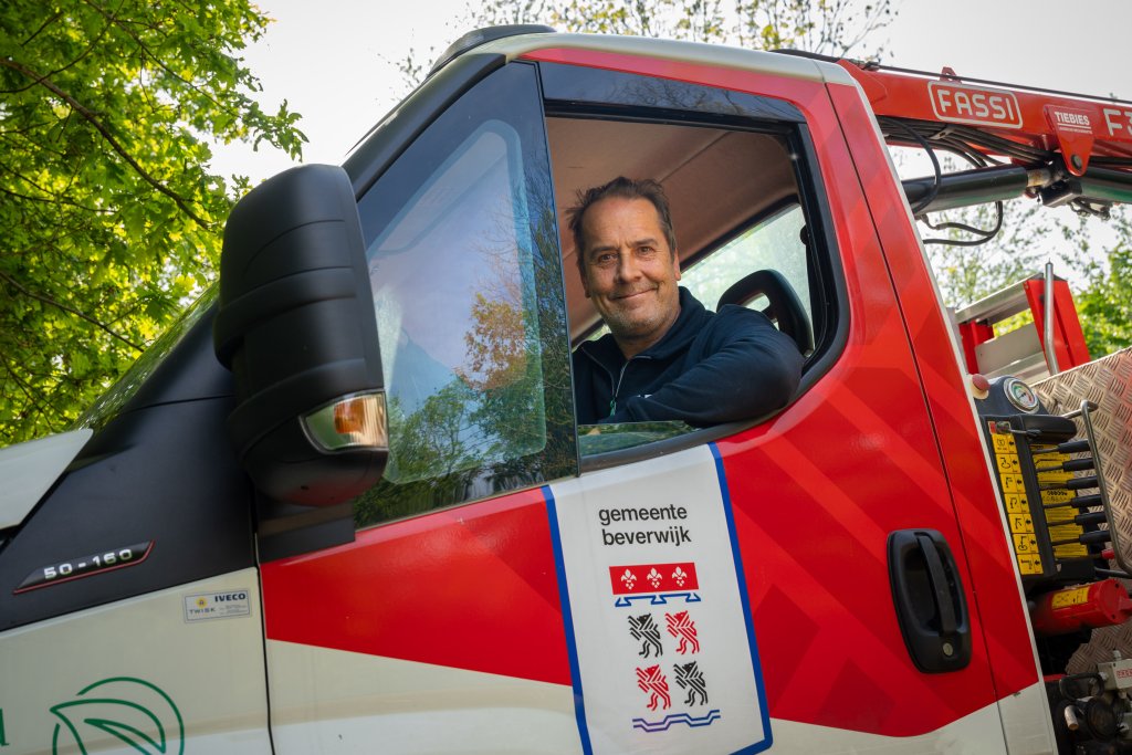 rob in zijn wagen