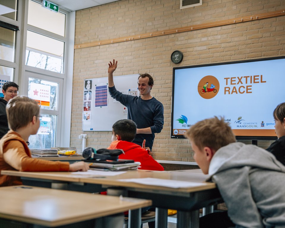Aftrap Textielrace - Lataste school Horn