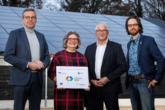 Op de foto v.l.n.r.: Arnold Versteeg (wethouder Ede), Jolanda de Heer (wethouder Barneveld), Evert van de Glind (wethouder Scherpenzeel) en Erik-Jan Bijleveld (wethouder Wageningen)