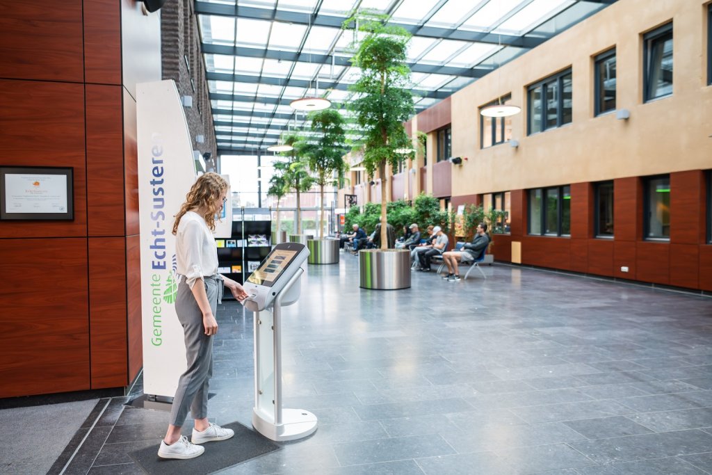 Ontvangsthal van het gemeentehuis in Echt
