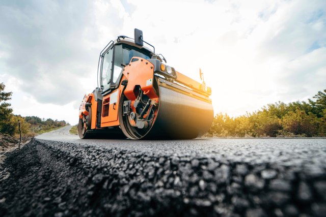 Werkzaamheden nieuw asfalt