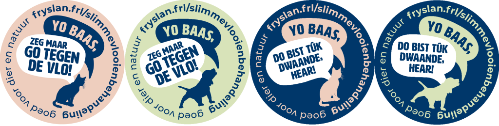 Vier rondjes naast elkaar waarin een kat en een hond vertellen dat ze tegen vlooien zijn en dat de baasjes goed bezig zijn.