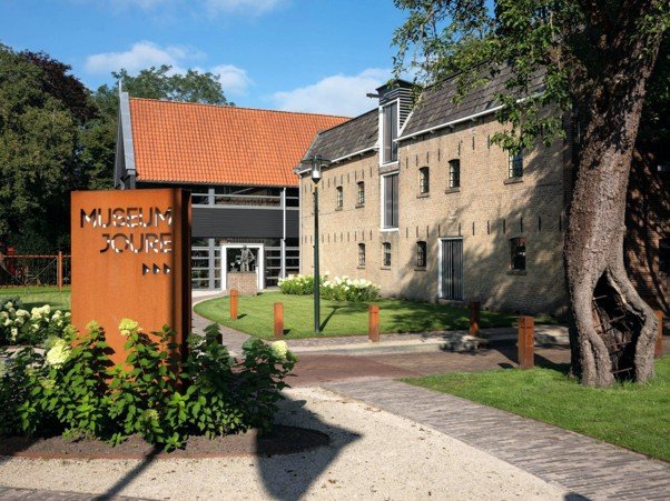 De entree van het museum Joure.