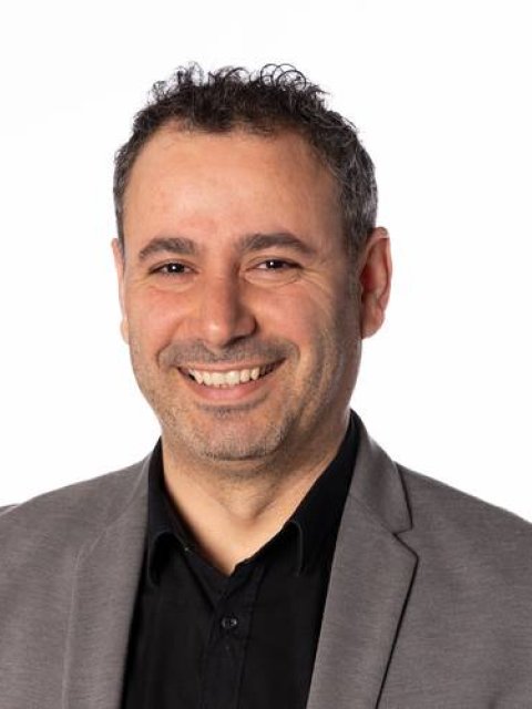 Azad Toğuç