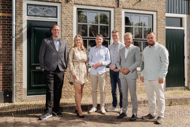 Afvaardiging van de coalitiepartijen.