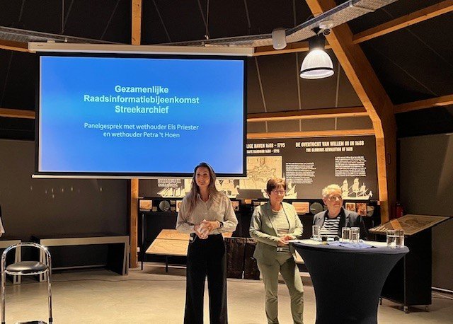 wethouders bij bijeenkomst