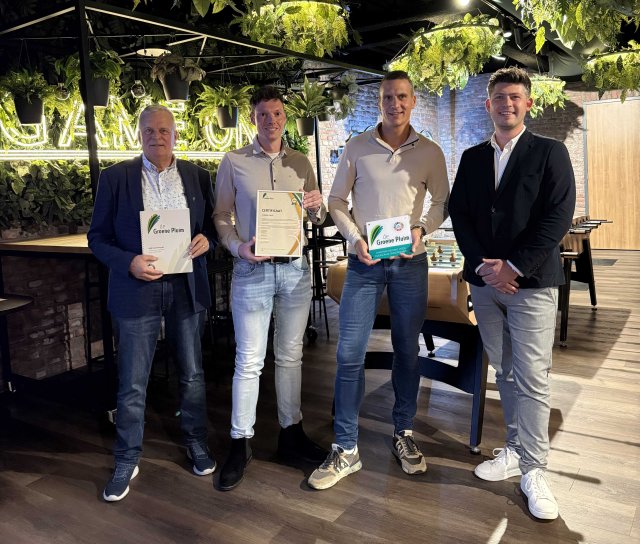Groene Pluim uitreiking BOM Engineering