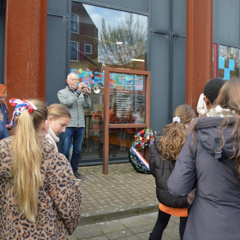 Herdenking St. Michaelschool foto: Ubbo Posthuma