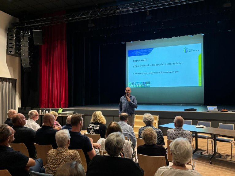 Foto van de bijeenkomst in 't Perron in Heeze