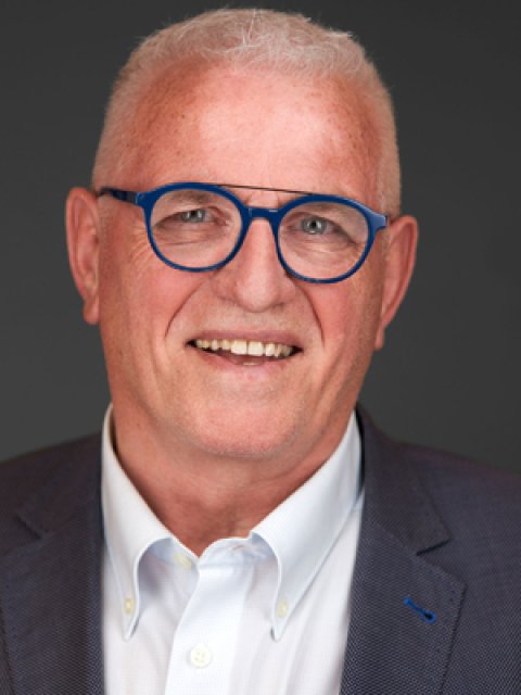 Portretfoto Toon Snoeijen